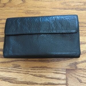 Liz Claiborne Leather Wallet Black